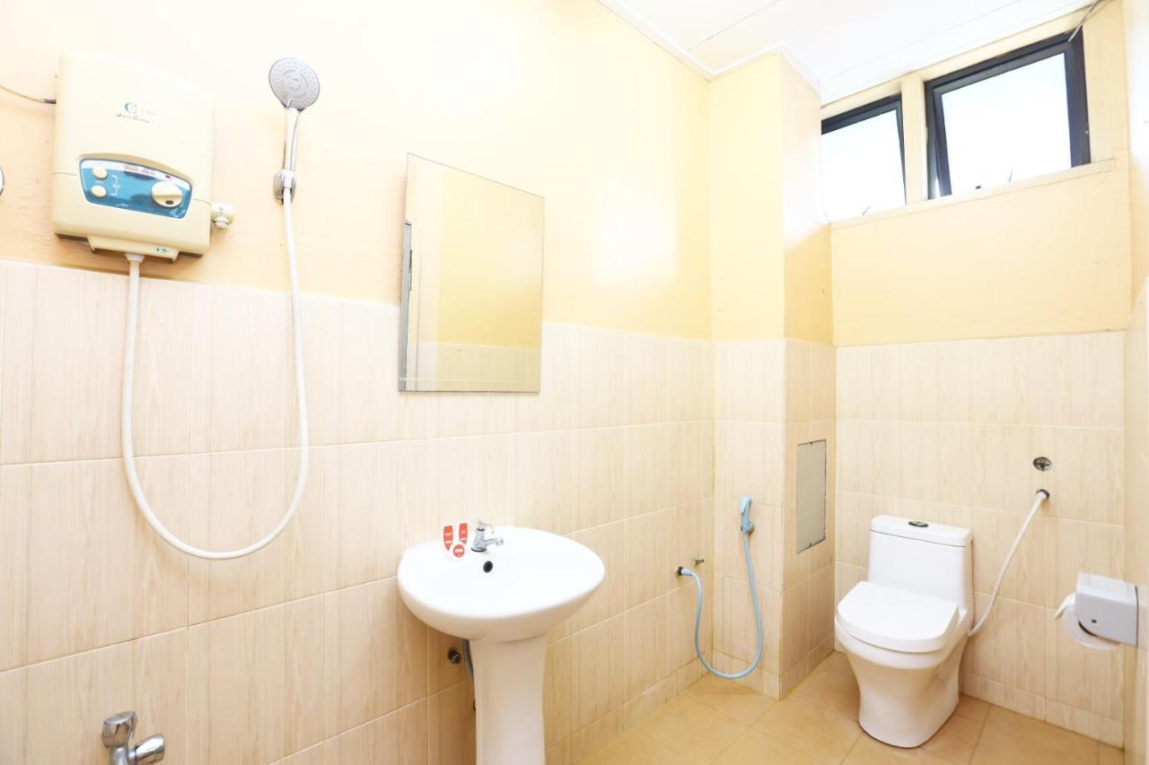Oyo 89489 Al Ansar Hotel Kota Bharu Ngoại thất bức ảnh